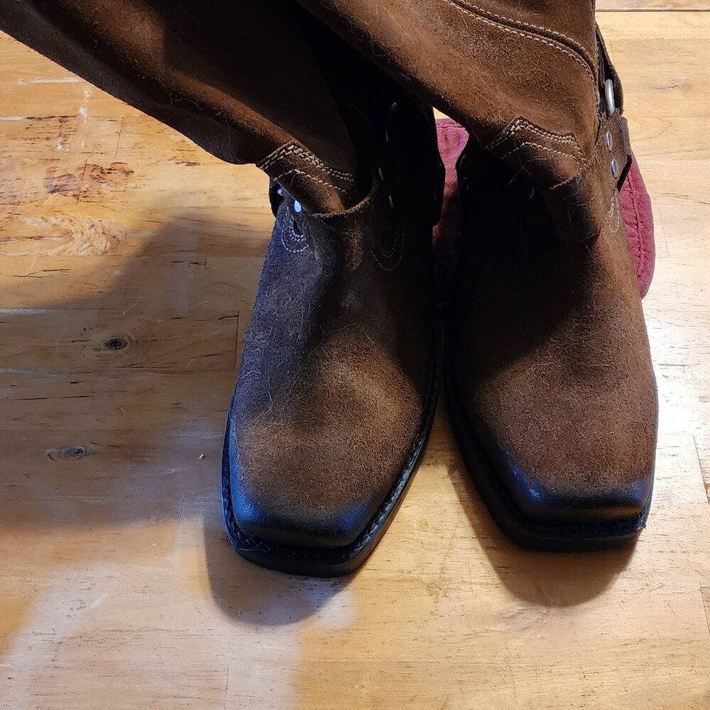 Brothers and Sons men's size 9D brown suede harness boots